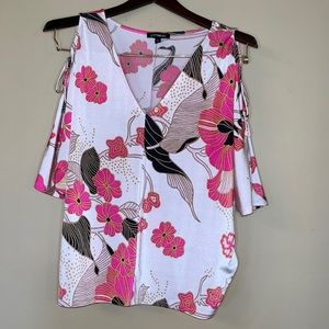 3 for $25😁😁😁Slinky, peek-a-boo, Express top